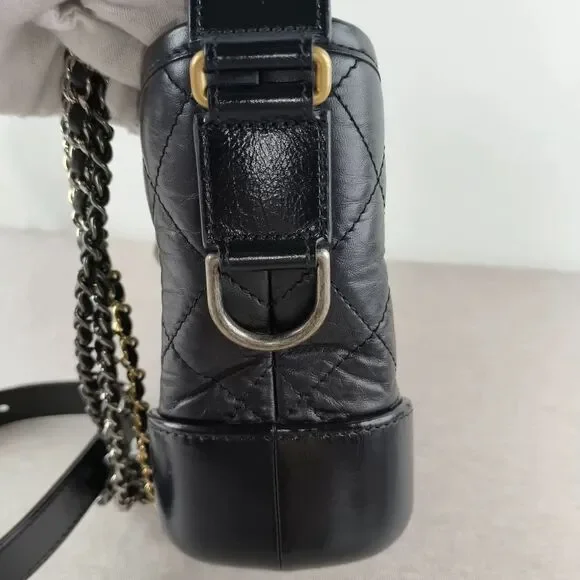 Chanel Women Pre-Loved Bag Very Good Condition - Picture 5 of 9